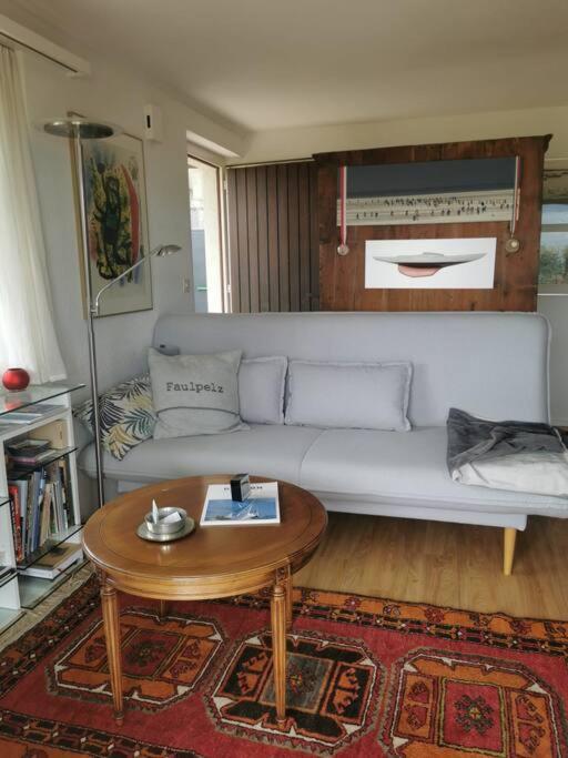 Neb-Thun Einigen, Wohnung Am See Spiez Kültér fotó